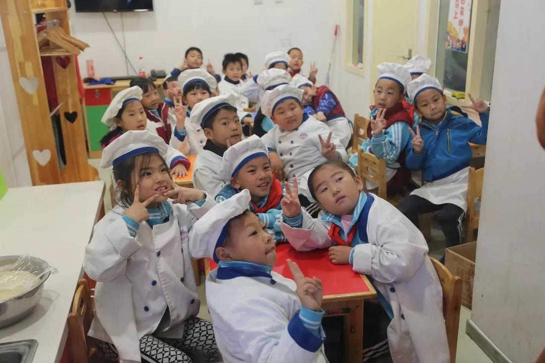 󸽌ٌ(sh)(yn)W(xu)УСW(xu)2018＾(hu)(sh)`