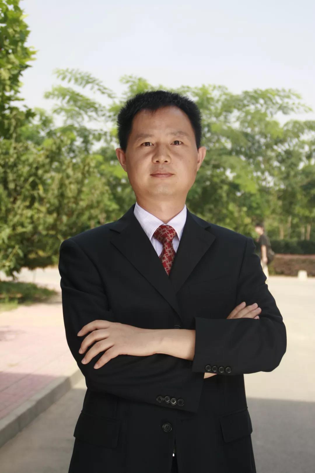 “2018HW(xu)УӰУL”һ