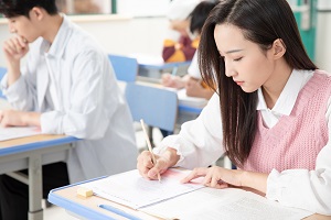 清華志清中學(xué)國際部入學(xué)考試