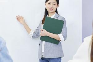 旅游管理專業(yè)�？崎_設(shè)哪些課程?