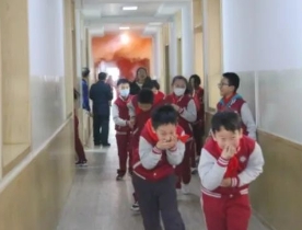 【校園安全】北京市豐臺區(qū)新北賦學校小學段教學區(qū)消防疏散演練