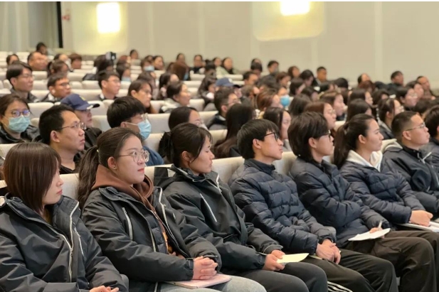 凝心聚力，共赴新程!2024年張家口未來學(xué)校春季新學(xué)期開學(xué)工作系列會(huì)議
