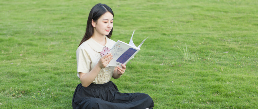 漢語言文學(xué)專業(yè)師范類和非師范類區(qū)別大嗎？哪個(gè)好就業(yè)？