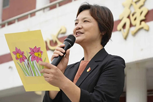 北京市海淀區(qū)崛起實(shí)驗(yàn)學(xué)校教師節(jié)活動(dòng)紀(jì)實(shí)：一朝沐杏雨，一生念師恩