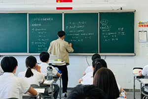 張家口未來學(xué)校(原張家口北京一零一實(shí)驗(yàn)學(xué)校)榮獲“教育工作先進(jìn)單位”稱號(hào)！