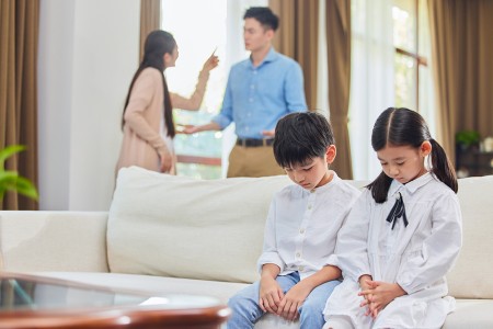 2025年北京新府學(xué)外國(guó)語(yǔ)學(xué)校小語(yǔ)種高考班學(xué)費(fèi)標(biāo)準(zhǔn)盤點(diǎn)，附班級(jí)介紹！